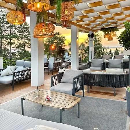 Aj 7, Santa Marina Village, Apartment